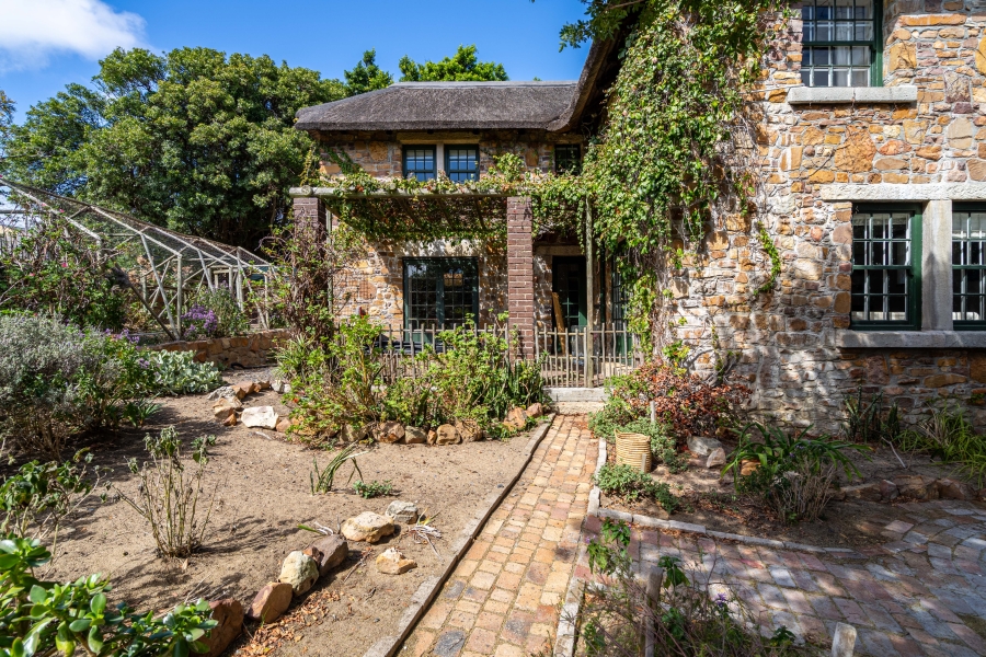 2 Bedroom Property for Sale in San Michel Western Cape